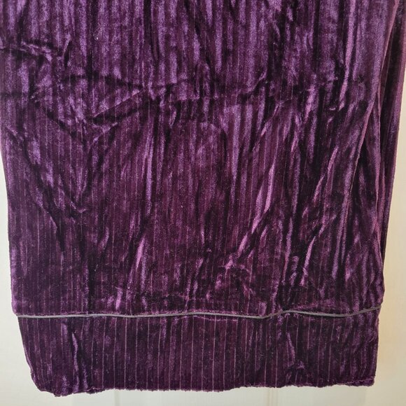 Purple Soft Velvet Lounging Set NWOT - Picture 10 of 14